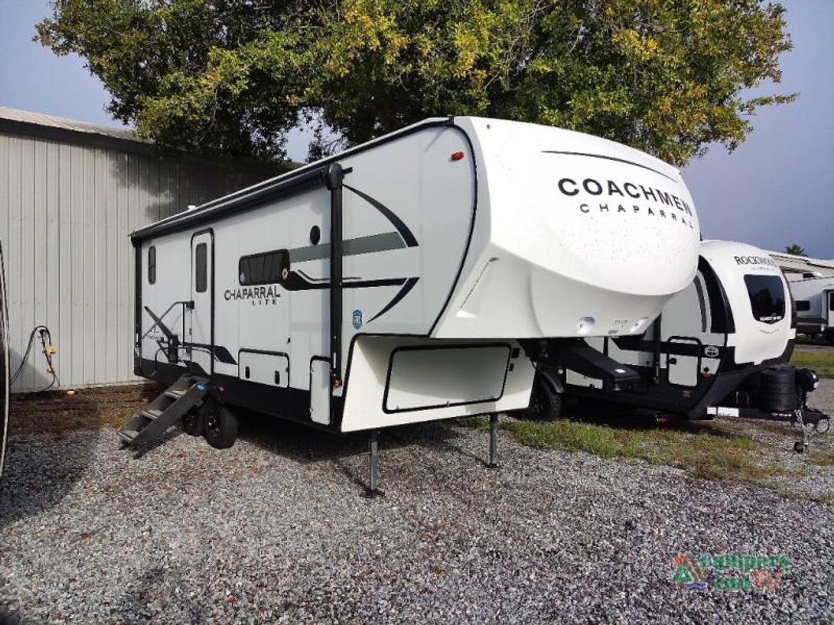2026 Coachmen RV Chaparral Lite