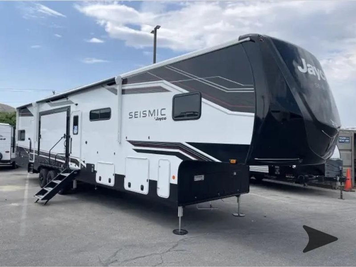 2026 Jayco Seismic