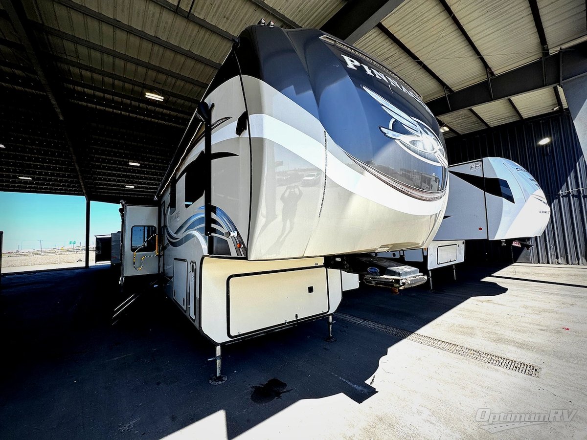 2018 Jayco Pinnacle