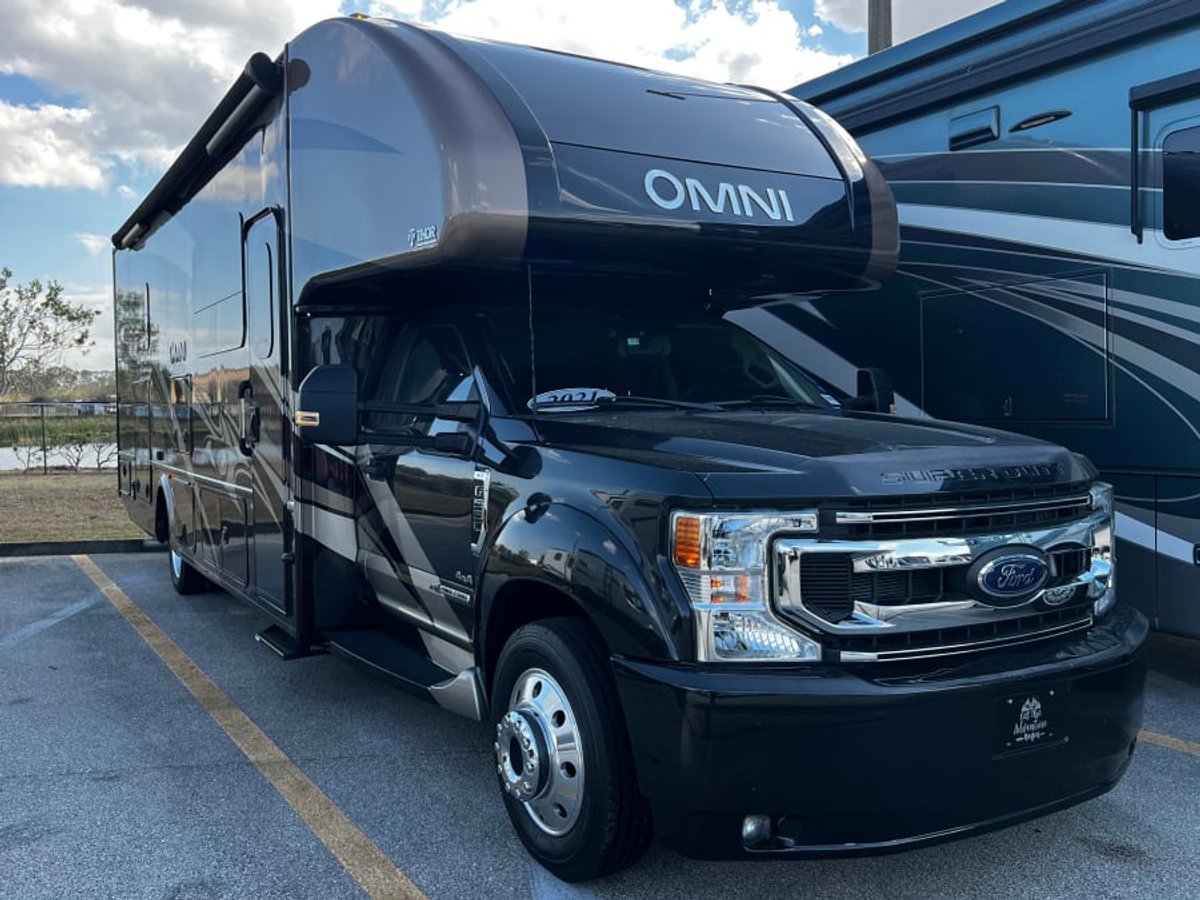 2021 Thor Motor Coach OMNI