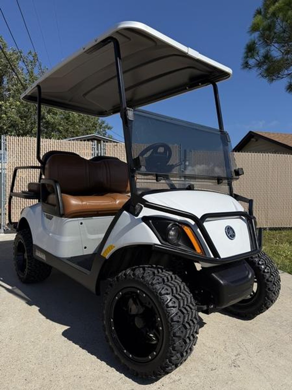 2025 Yamaha Golf Car Drive2 Adventurer Sport 2+2 Quietech EFI