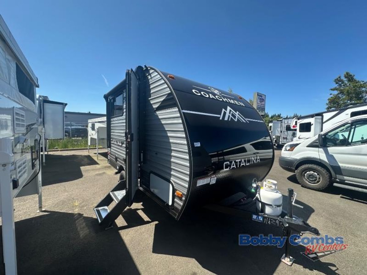 2025 Coachmen RV Catalina Summit Series 7