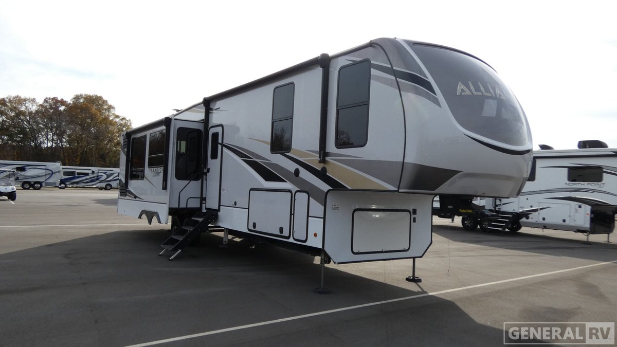 2021 Alliance RV Paradigm