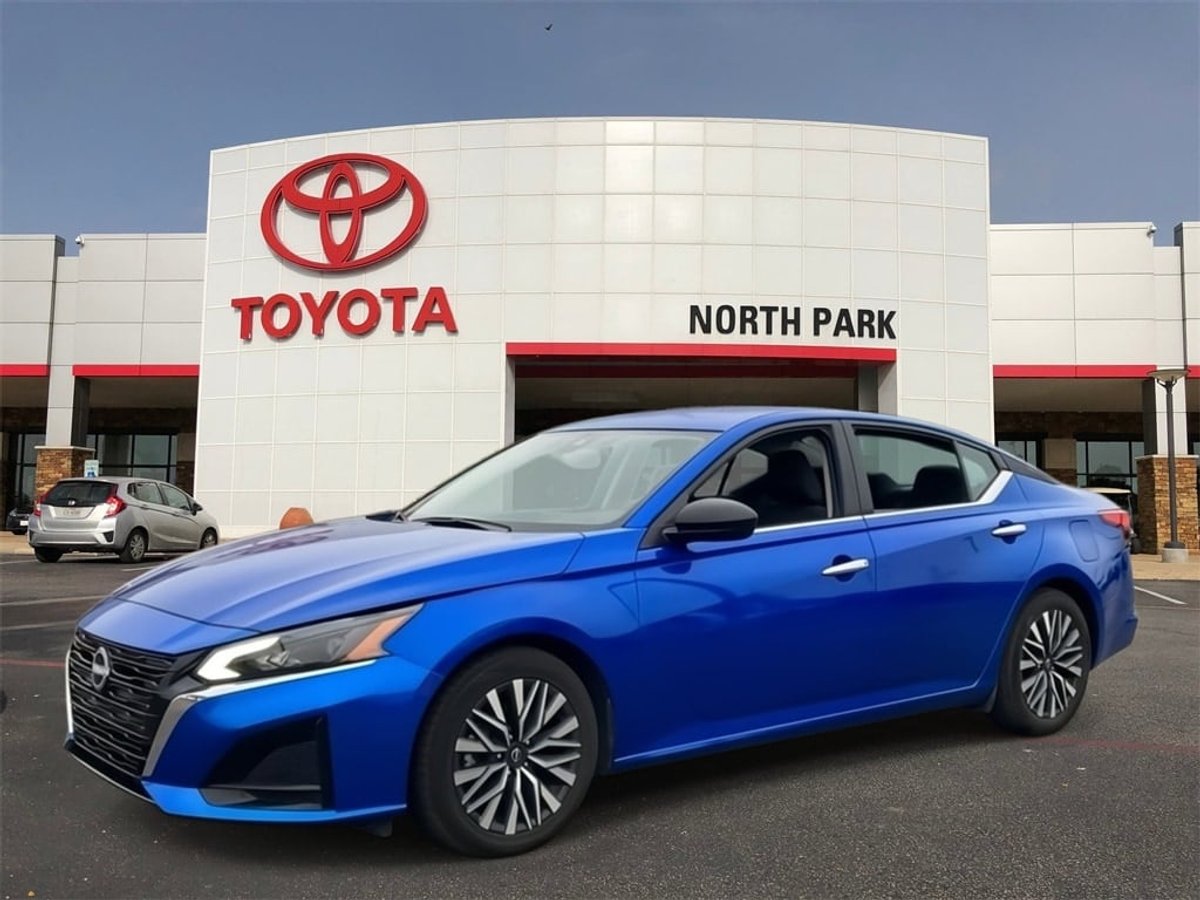 2025 Nissan Altima