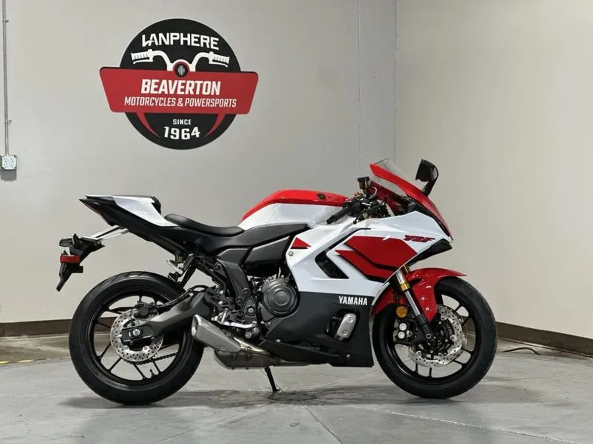 2026 Yamaha YZFR7TW