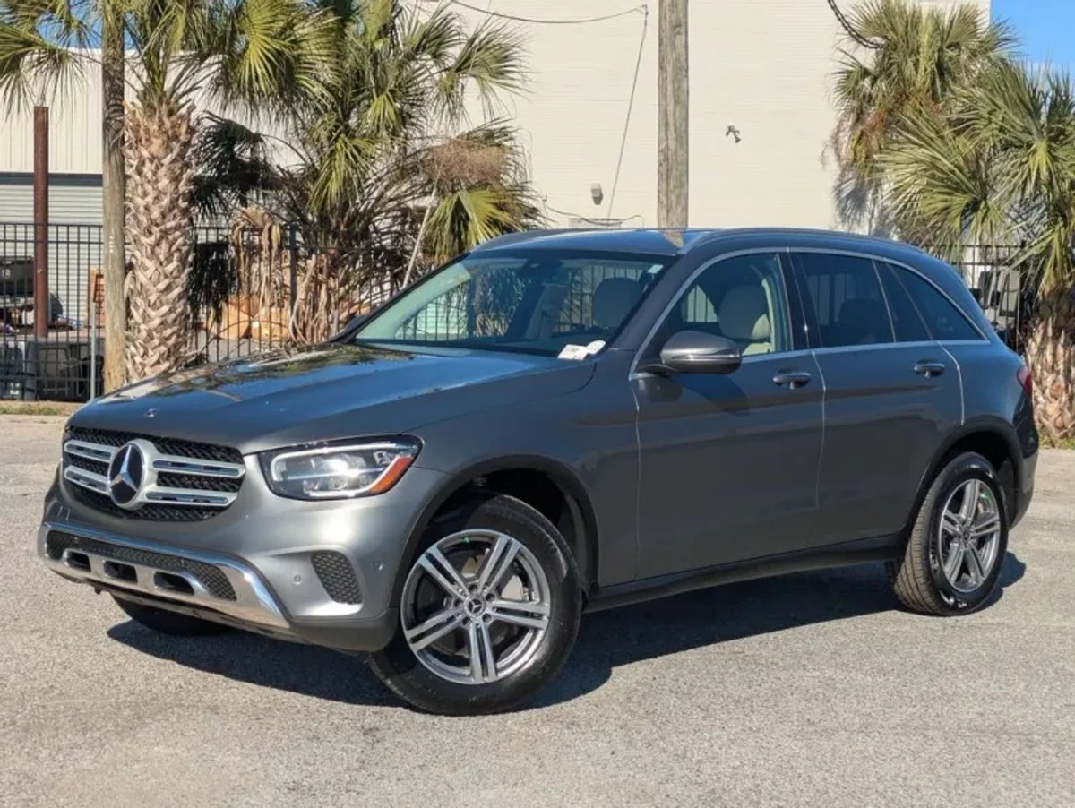 2021 Mercedes-Benz GLC