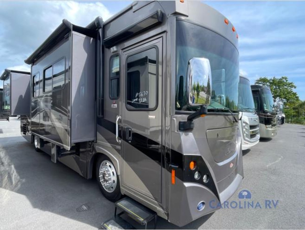 2009 Winnebago Journey