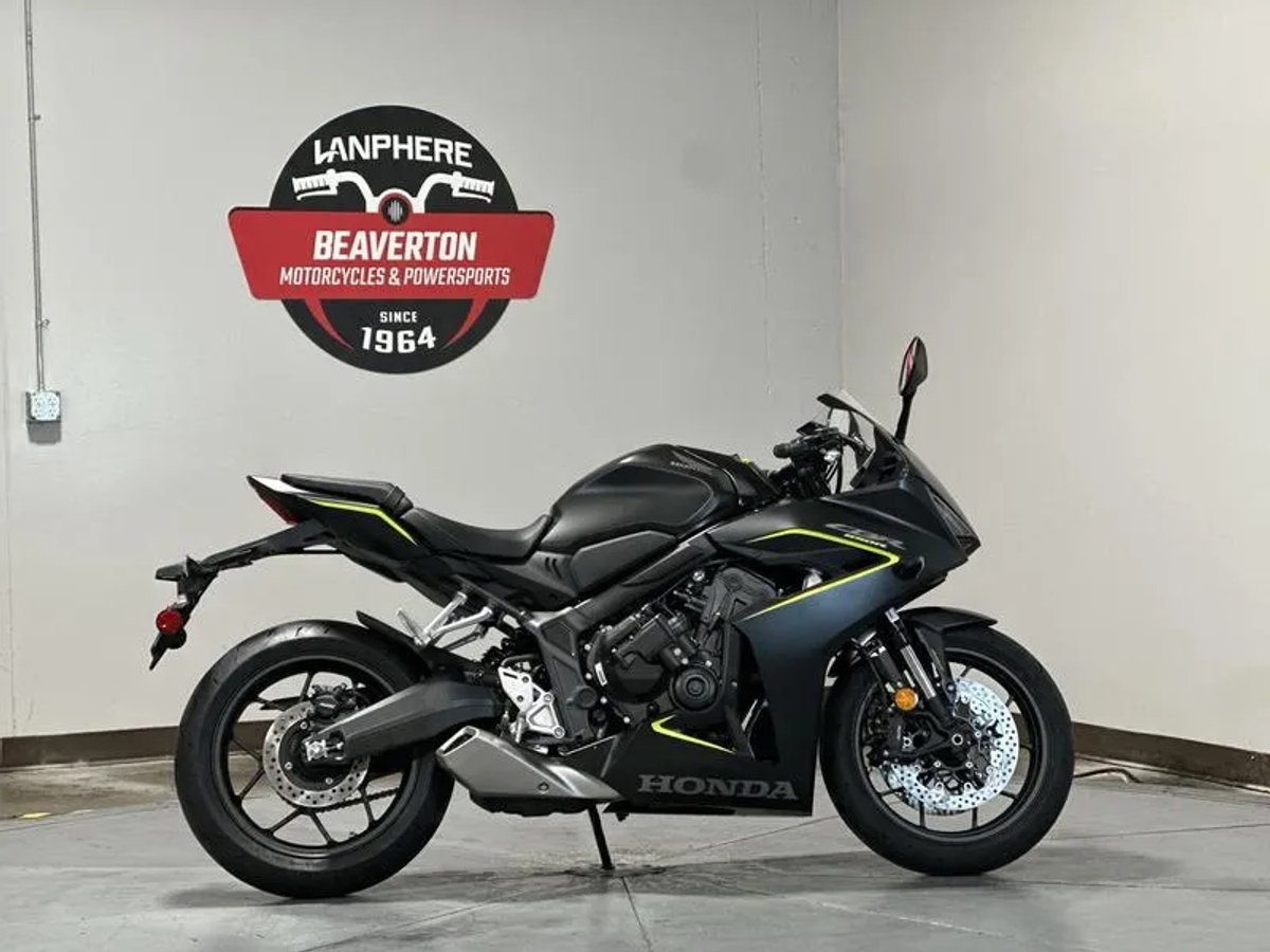 2026 Honda CBR650R E-Clutch