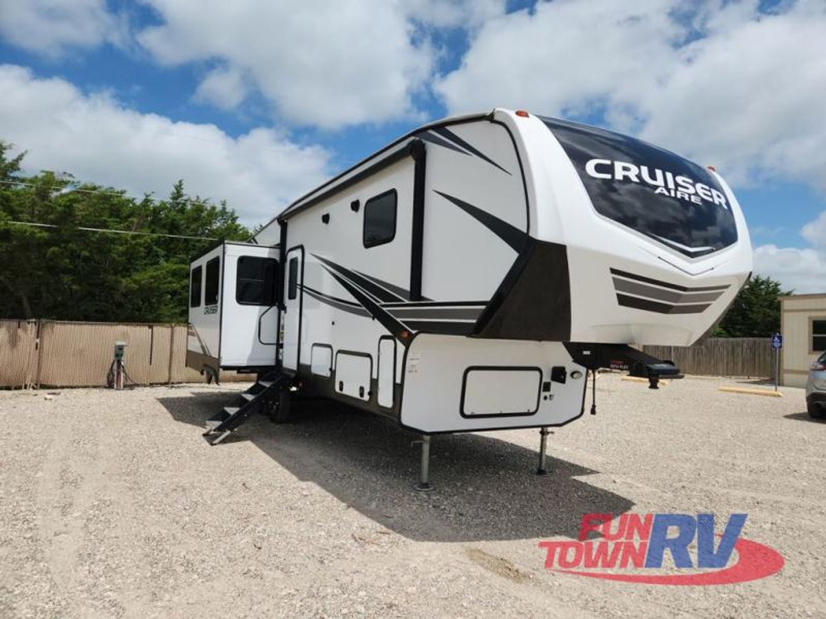 2023 CrossRoads RV Cruiser Aire