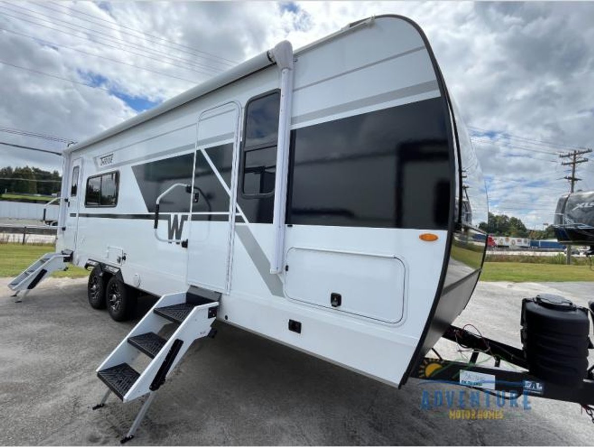 2026 Winnebago Thrive