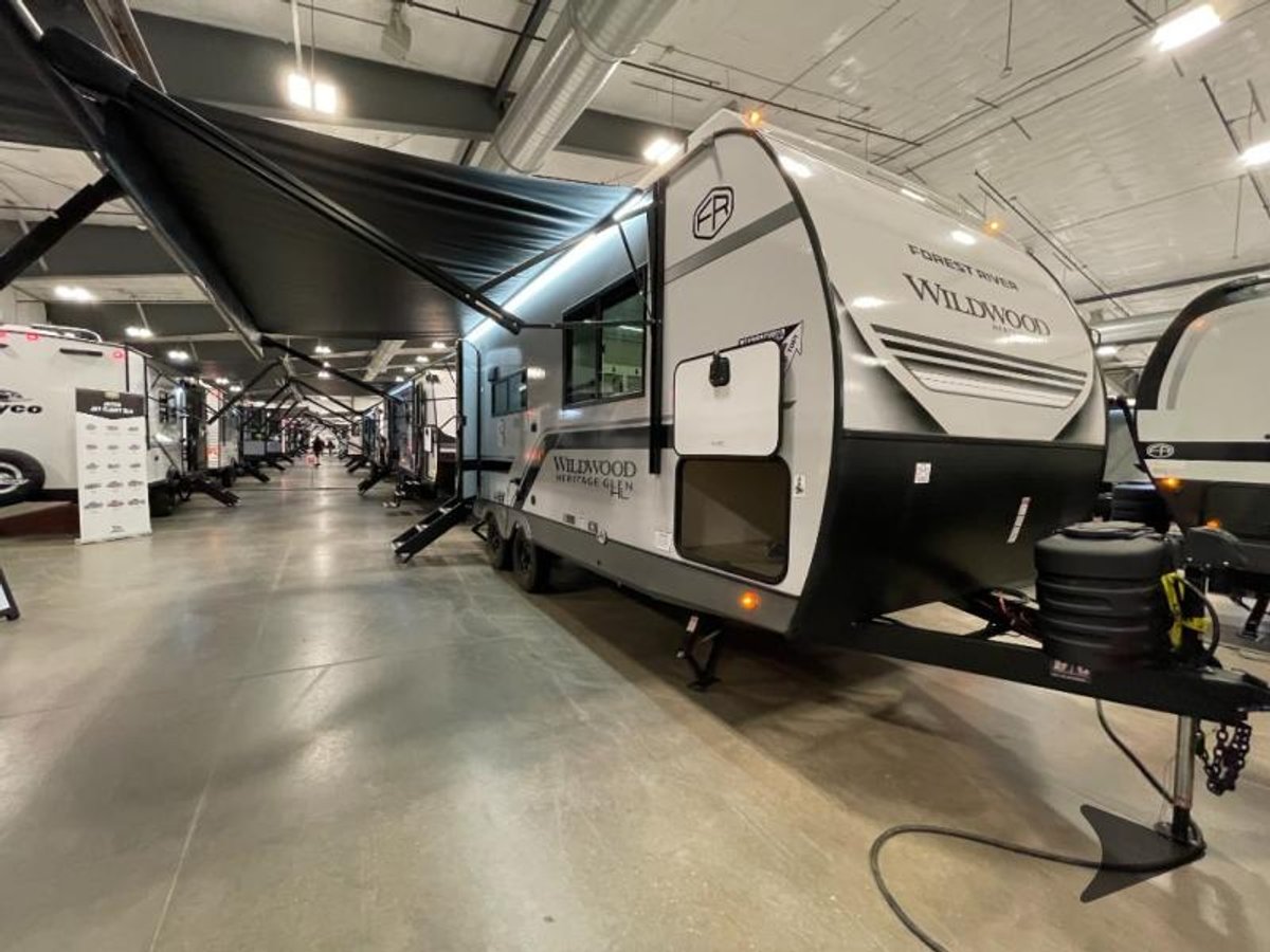 2026 Forest River RV Wildwood Heritage Glen Hyper-Lyte
