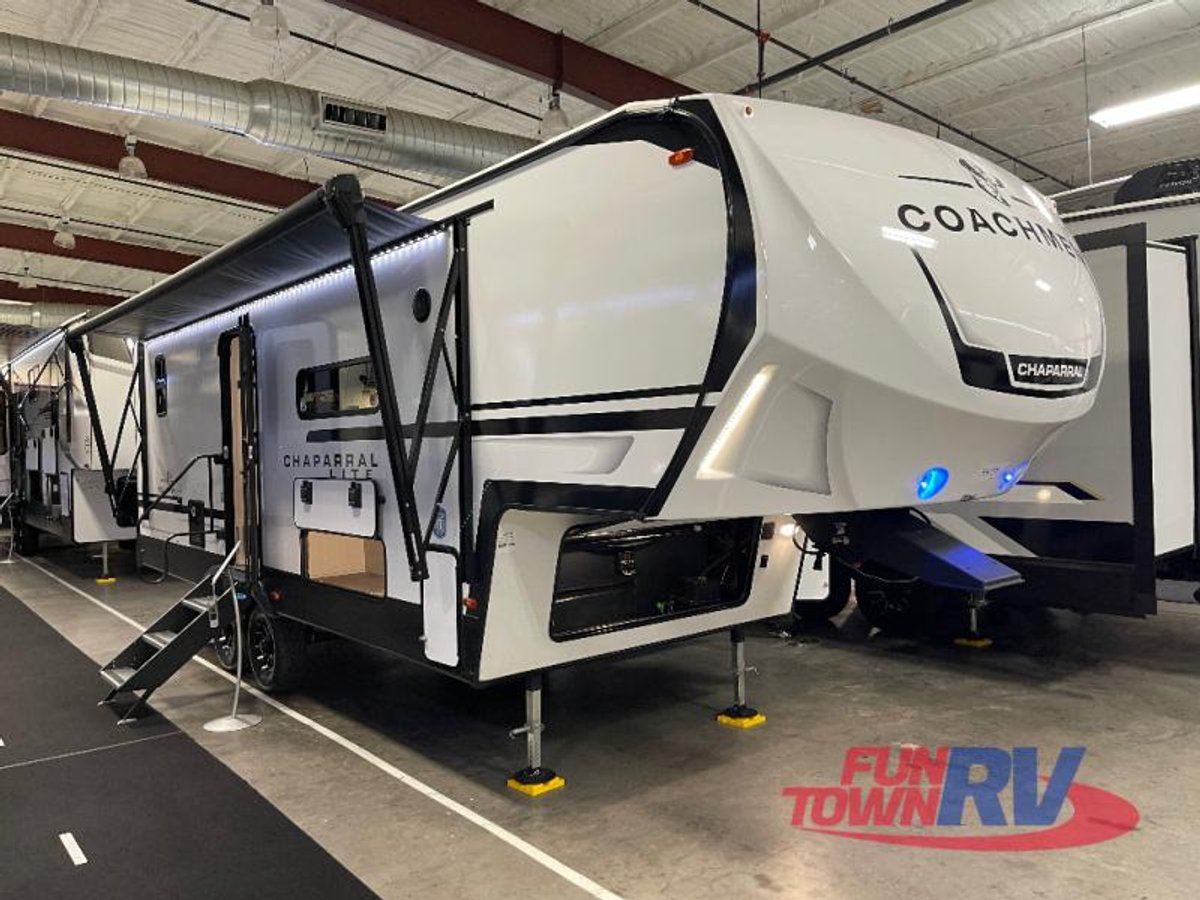 2026 Coachmen RV Chaparral Lite