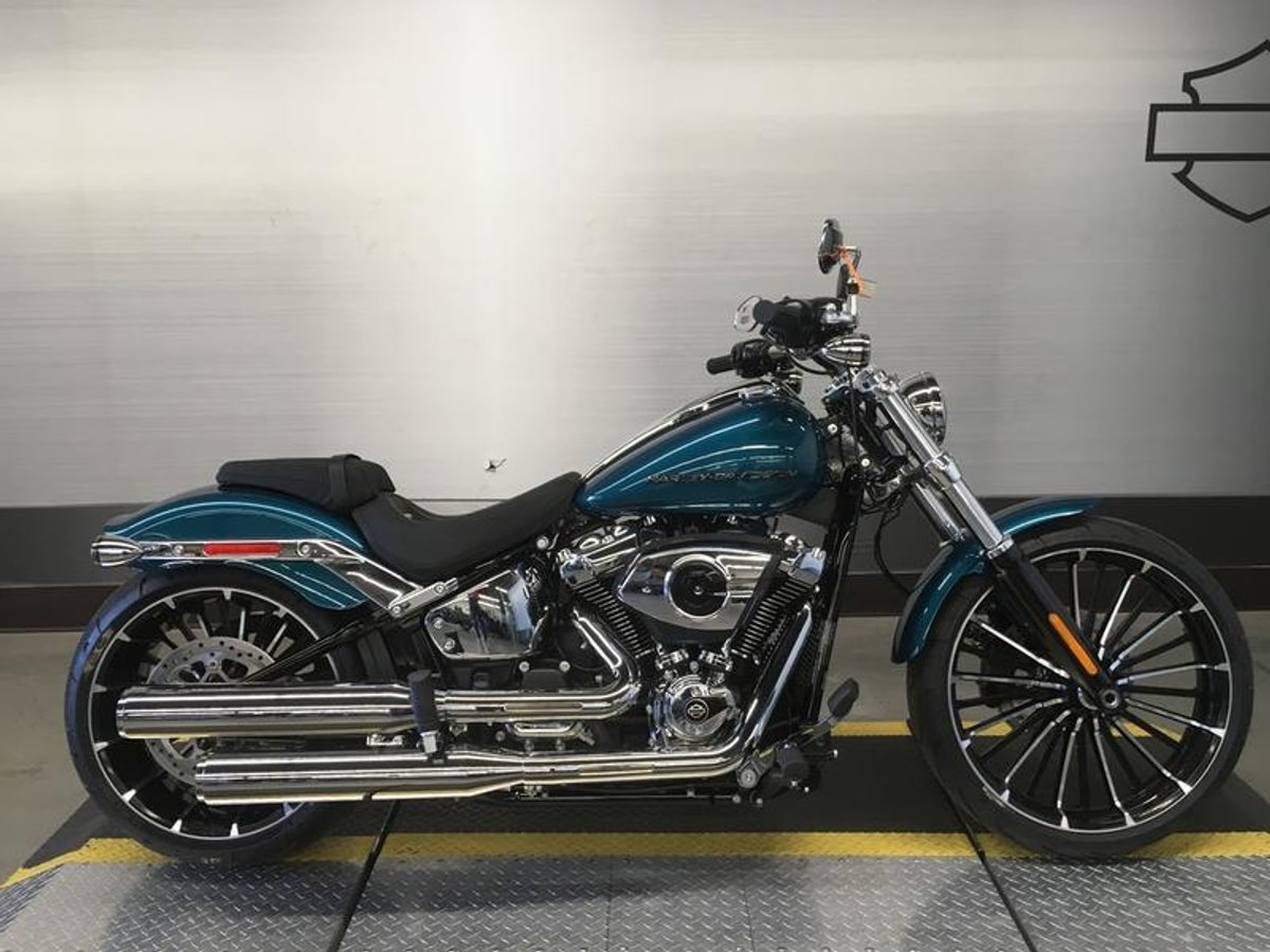 2026 Harley-Davidson FXBR - Breakout