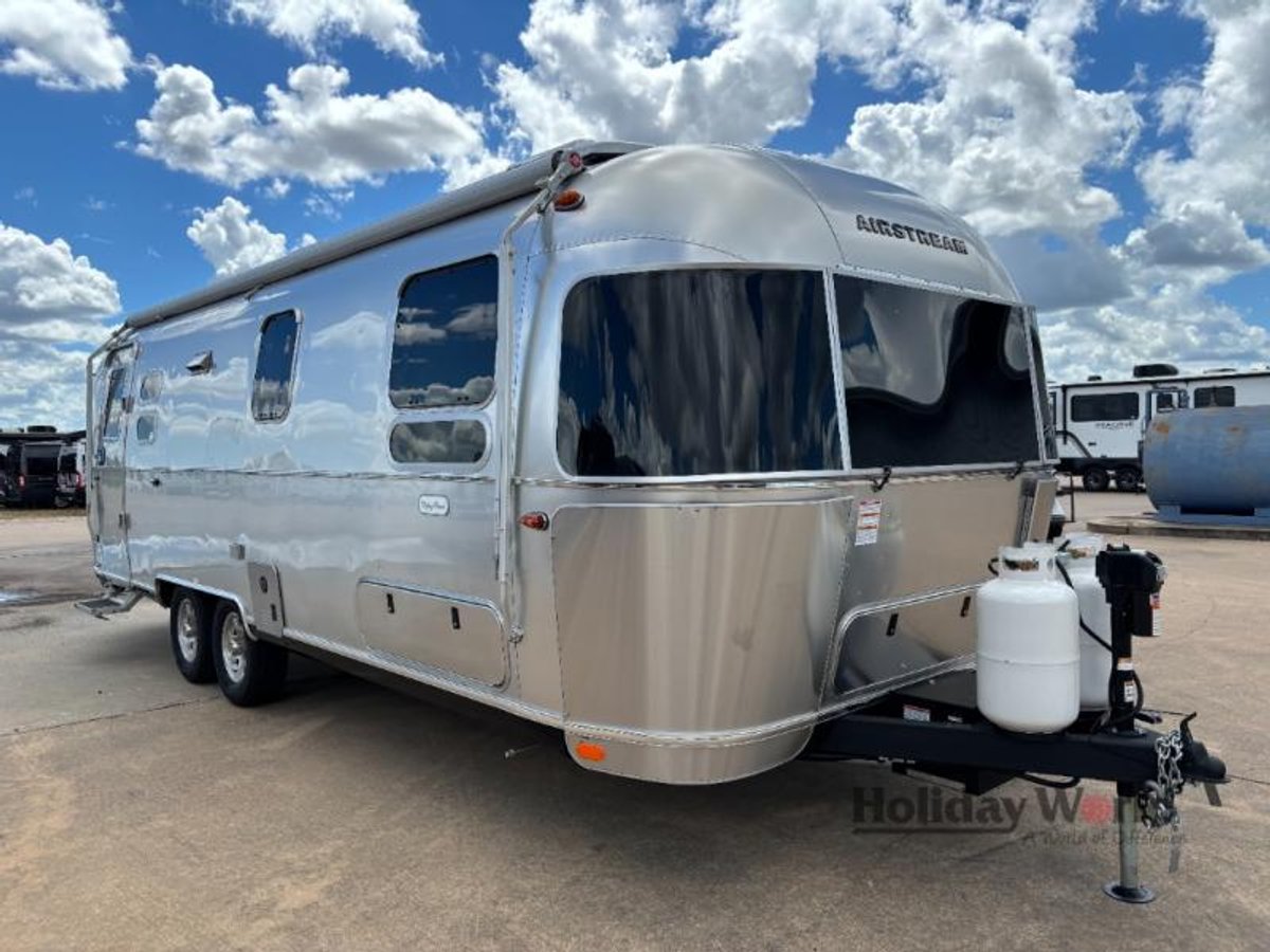 2026 Airstream Flying Cloud