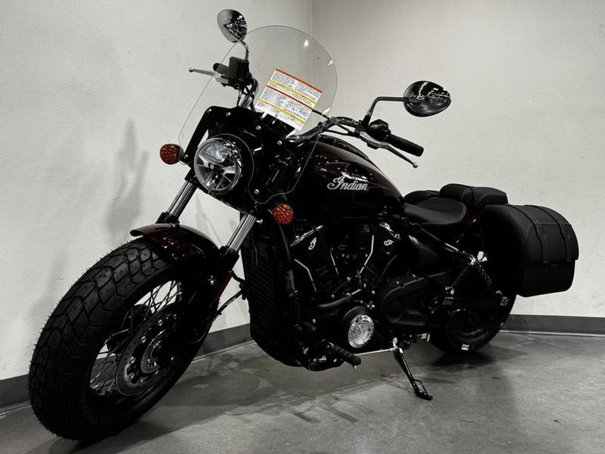 2025 Indian Motorcycle Super Scout Maroon Metallic with Graphics