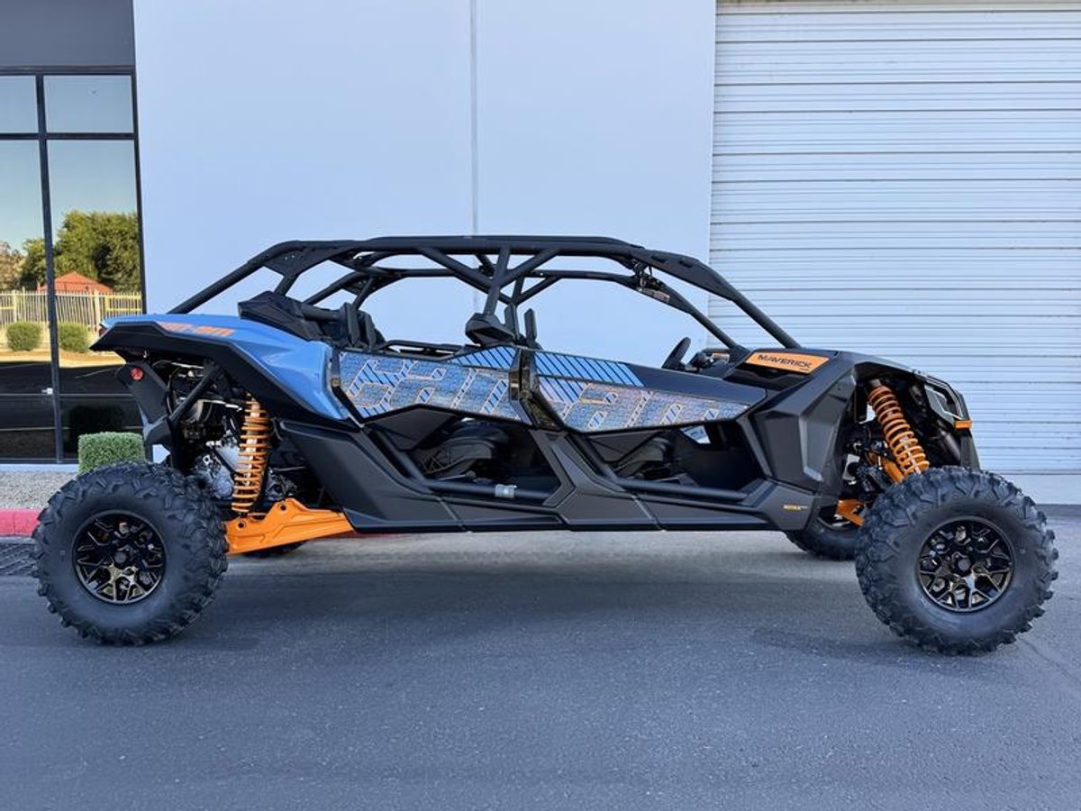 2026 Can-Am Maverick X3 MAX RS Turbo Scandi Blue & Orange Crush