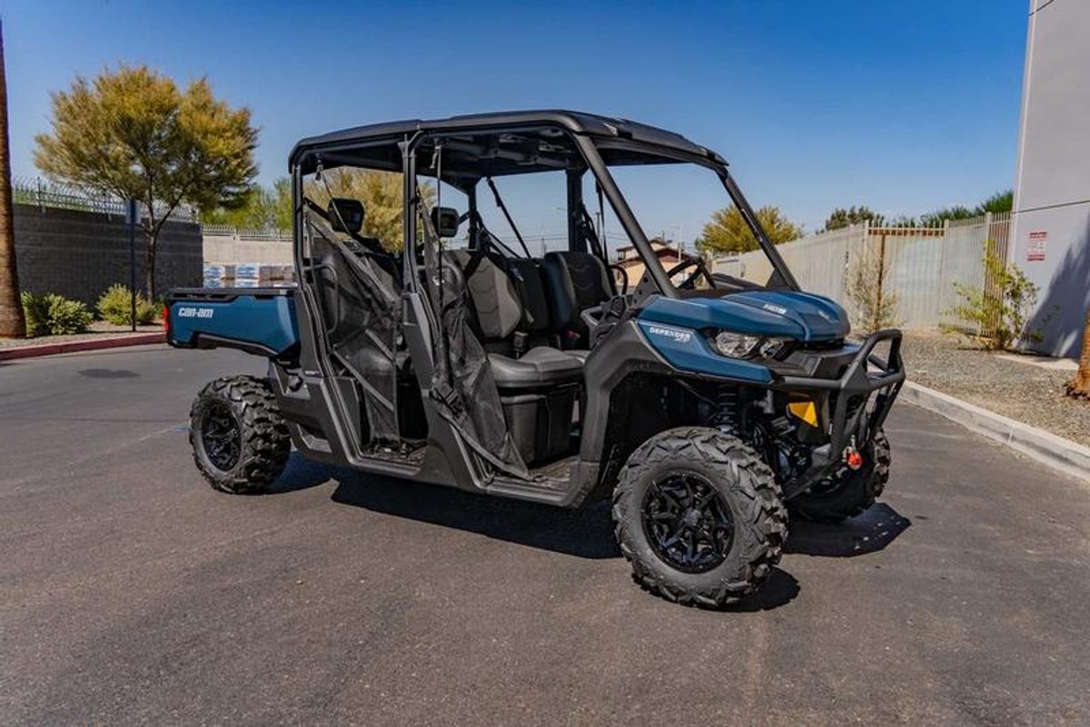 2025 Can-Am Defender MAX XT HD9
