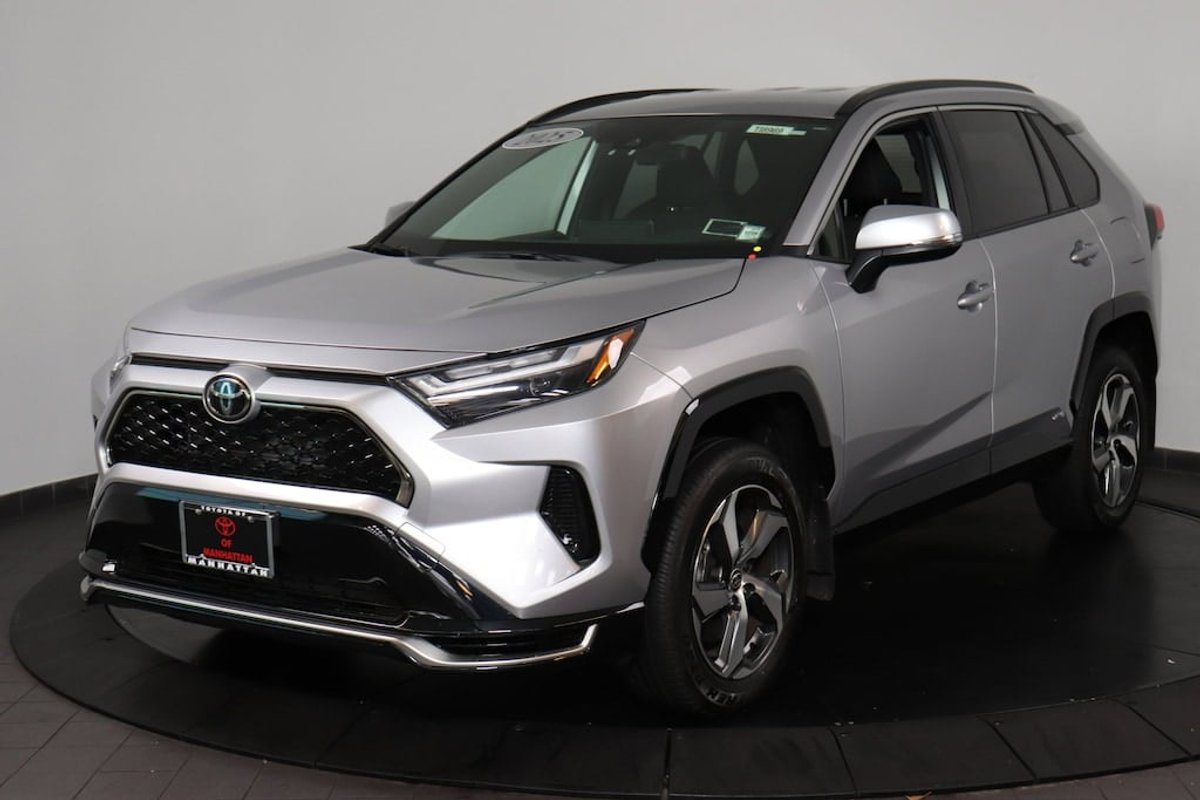 2025 Toyota RAV4 Plug-in Hybrid