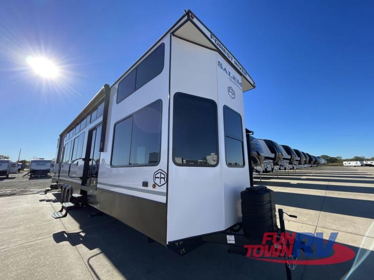2025 Forest River RV Salem Grand Villa