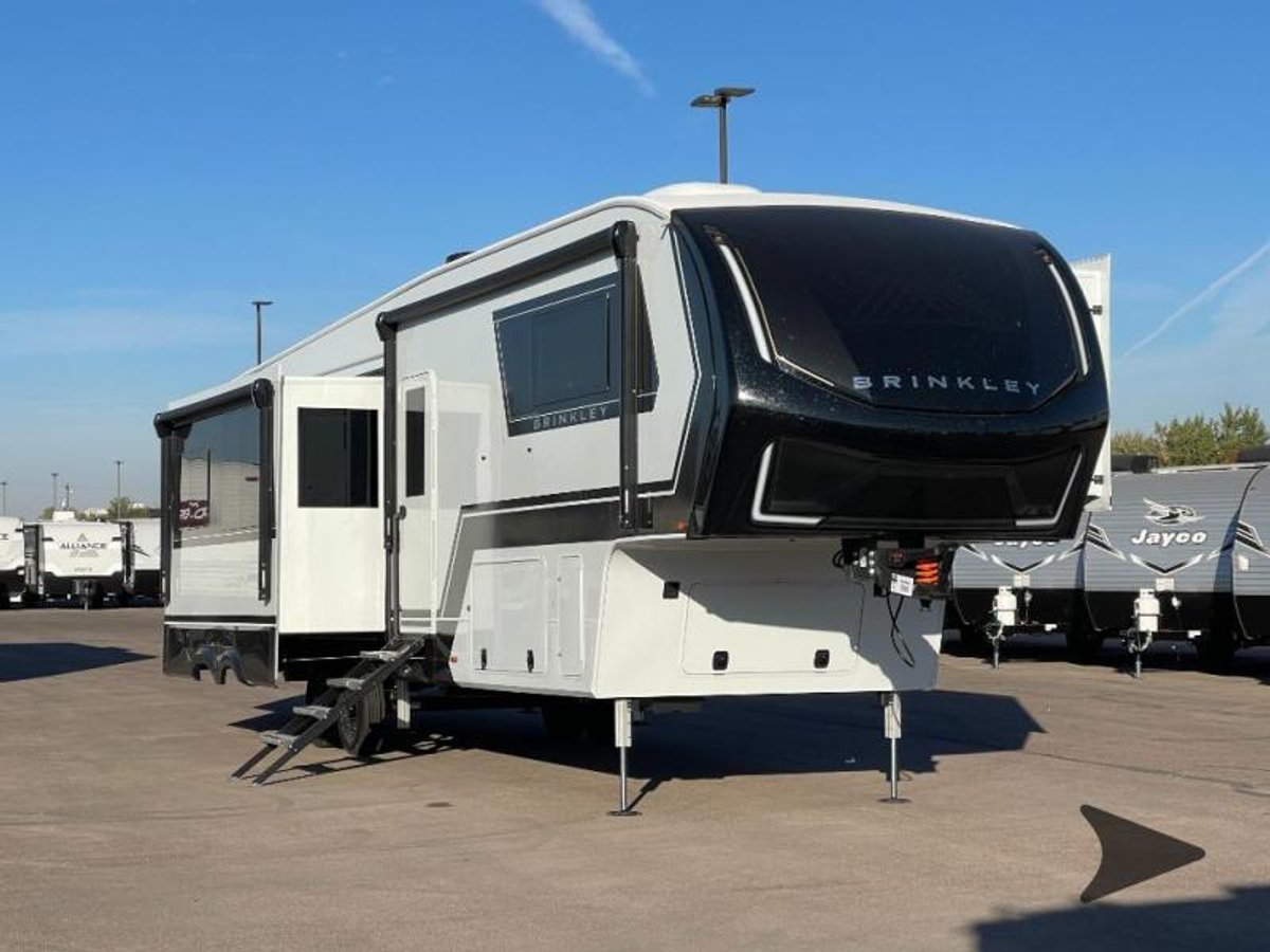2026 Brinkley Model Z