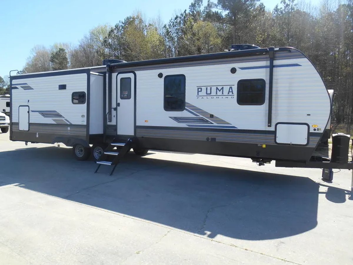 2023 Palomino Puma