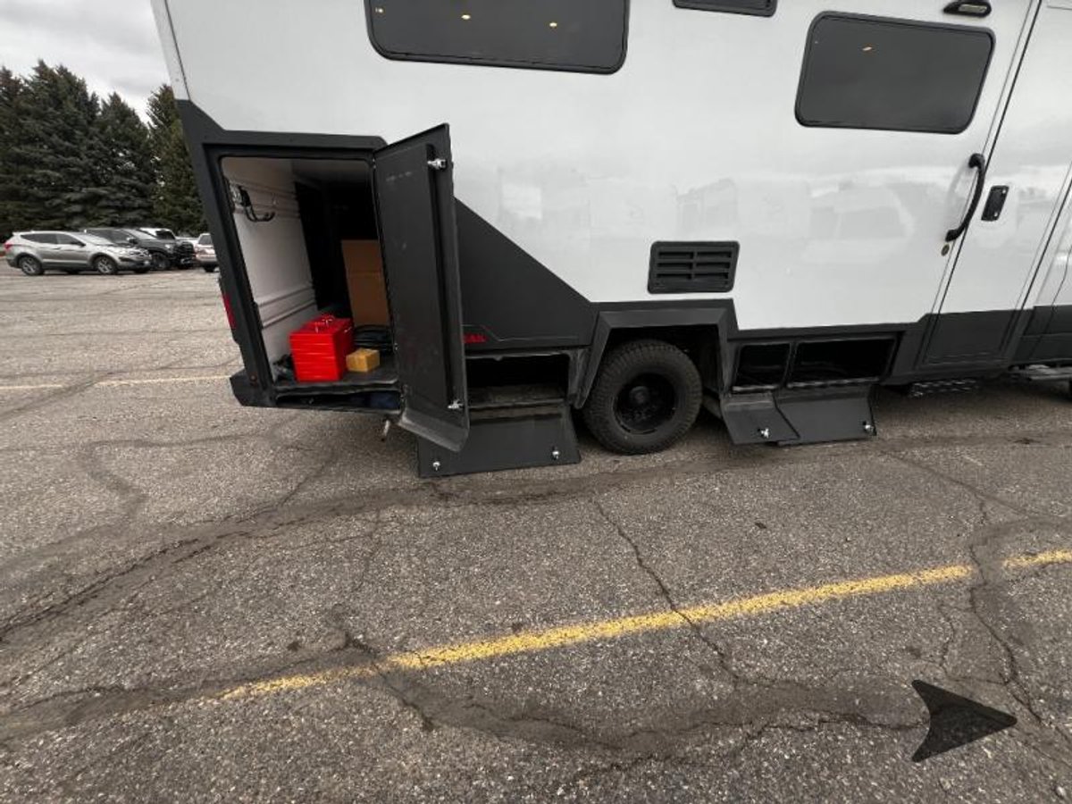 2026 Tiffin Motorhomes Open Trail