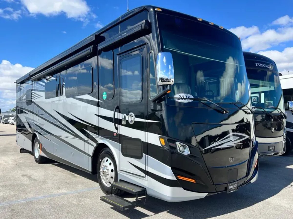 2025 Tiffin ALLEGRO RED