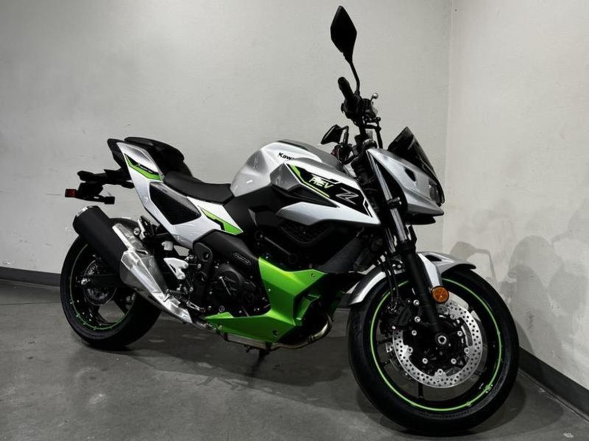 2024 Kawasaki Z7 Hybrid ABS