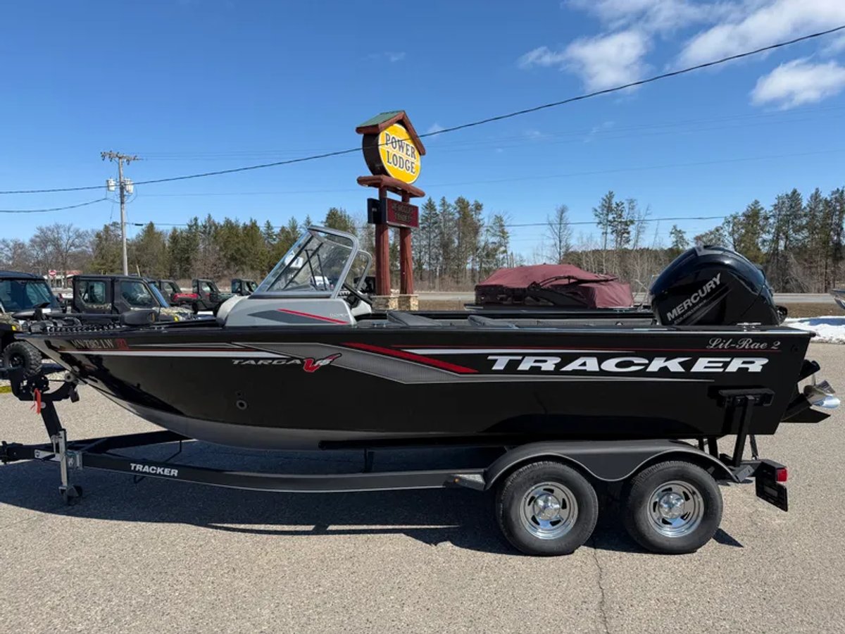 2019 Tracker TARGA V-19