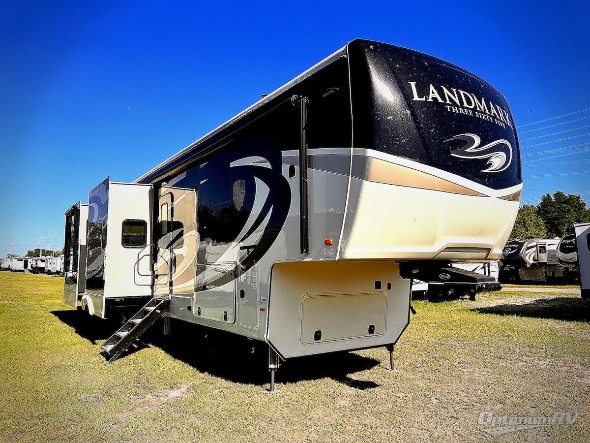 2019 Heartland Landmark