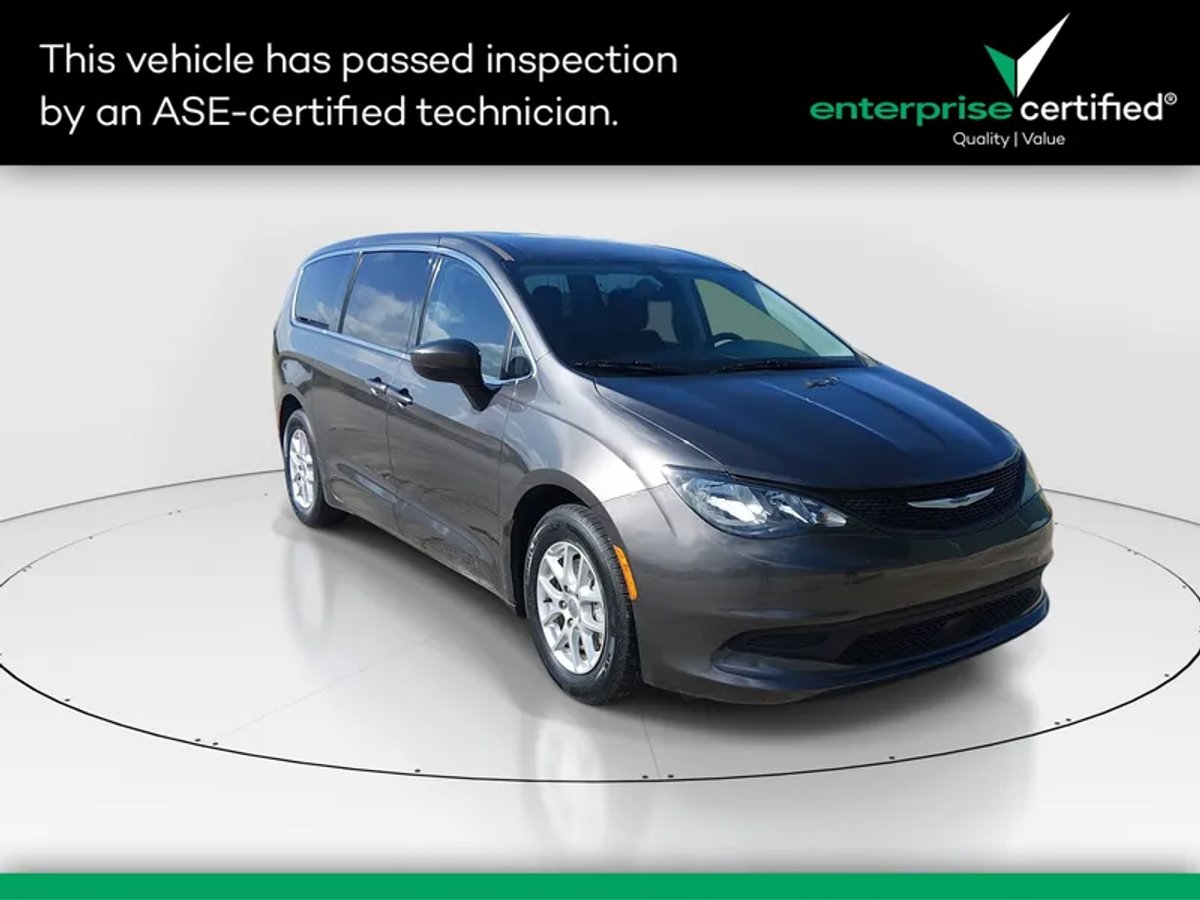 2022 Chrysler Voyager