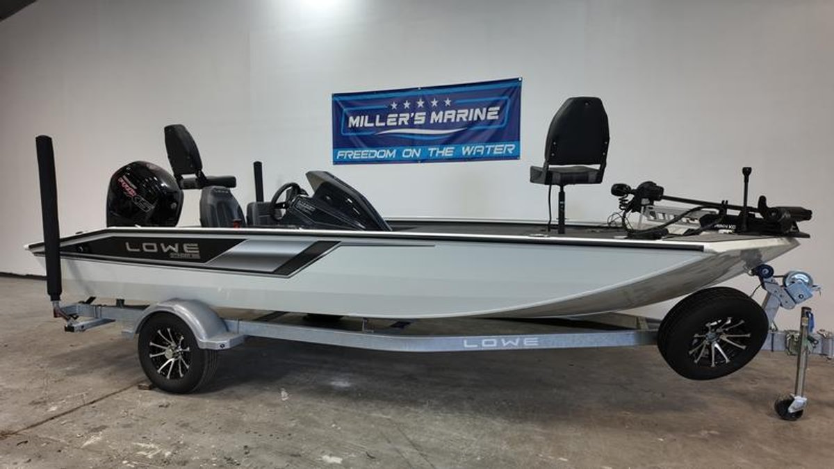 2024 Lowe Boats Stinger 188 SC w/Mercury Motor