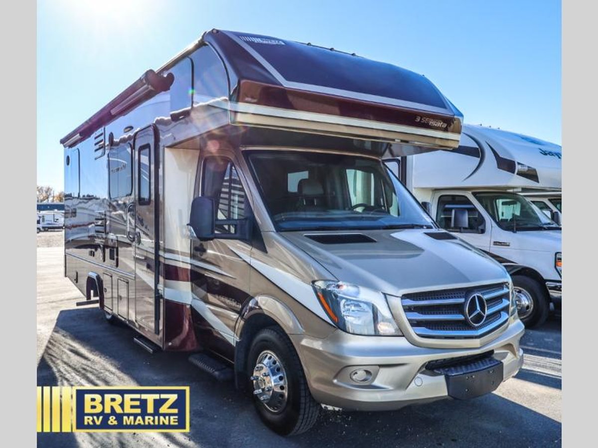 2019 Dynamax isata 3