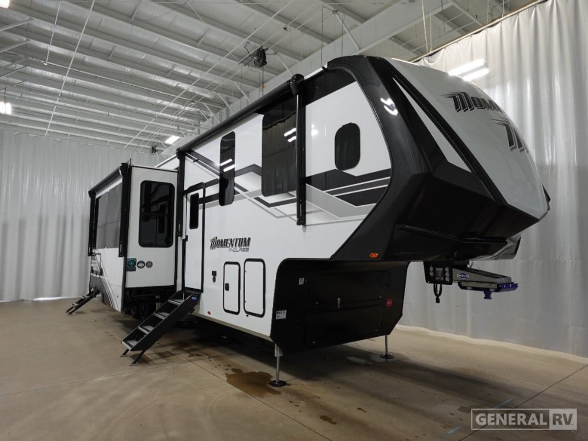 2026 Grand Design Momentum M Class