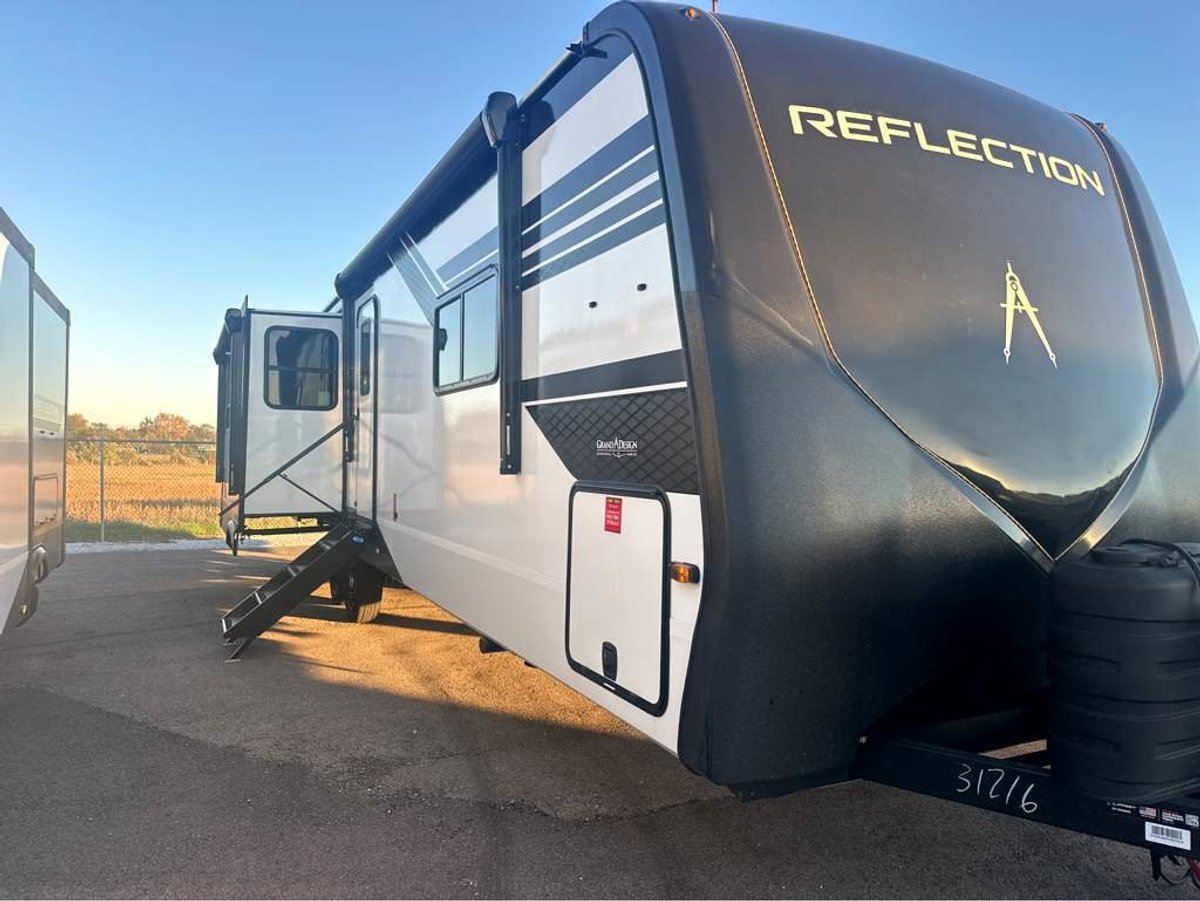 2026 Grand Reflection Travel Trailer
