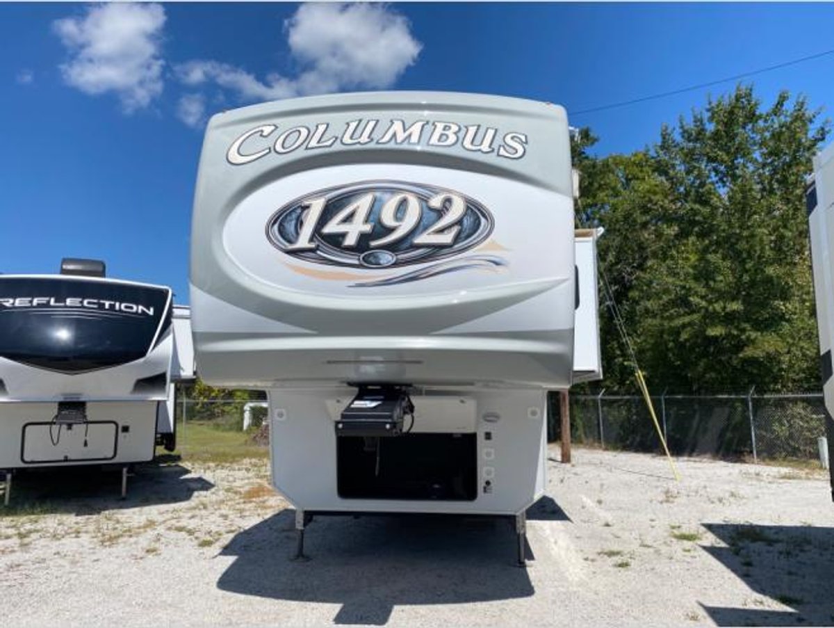 2021 Palomino Columbus 1492