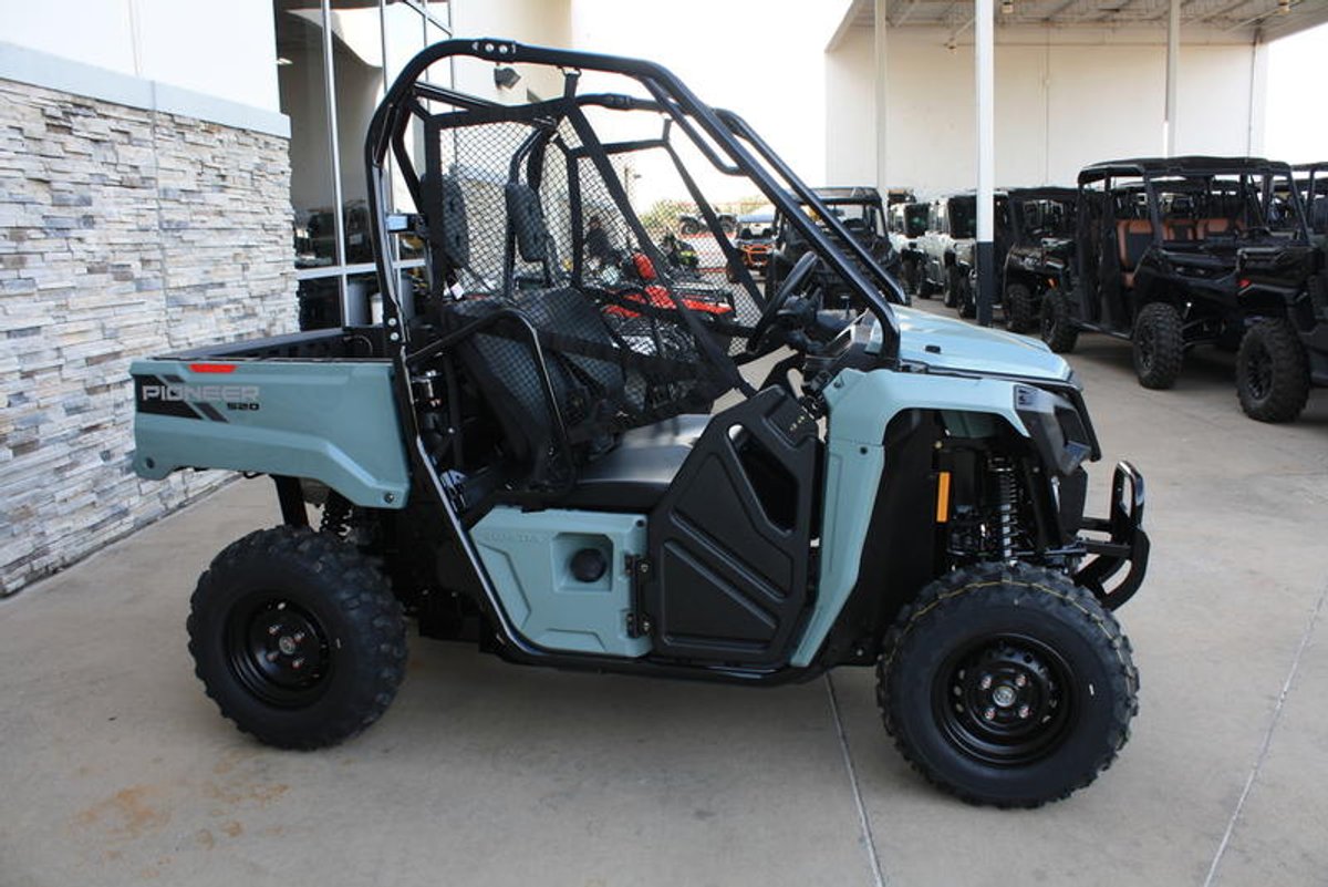 2026 Honda Pioneer 520