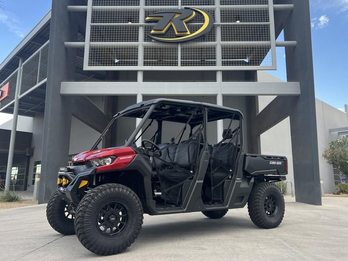 2025 Can-Am Defender MAX DPS HD10