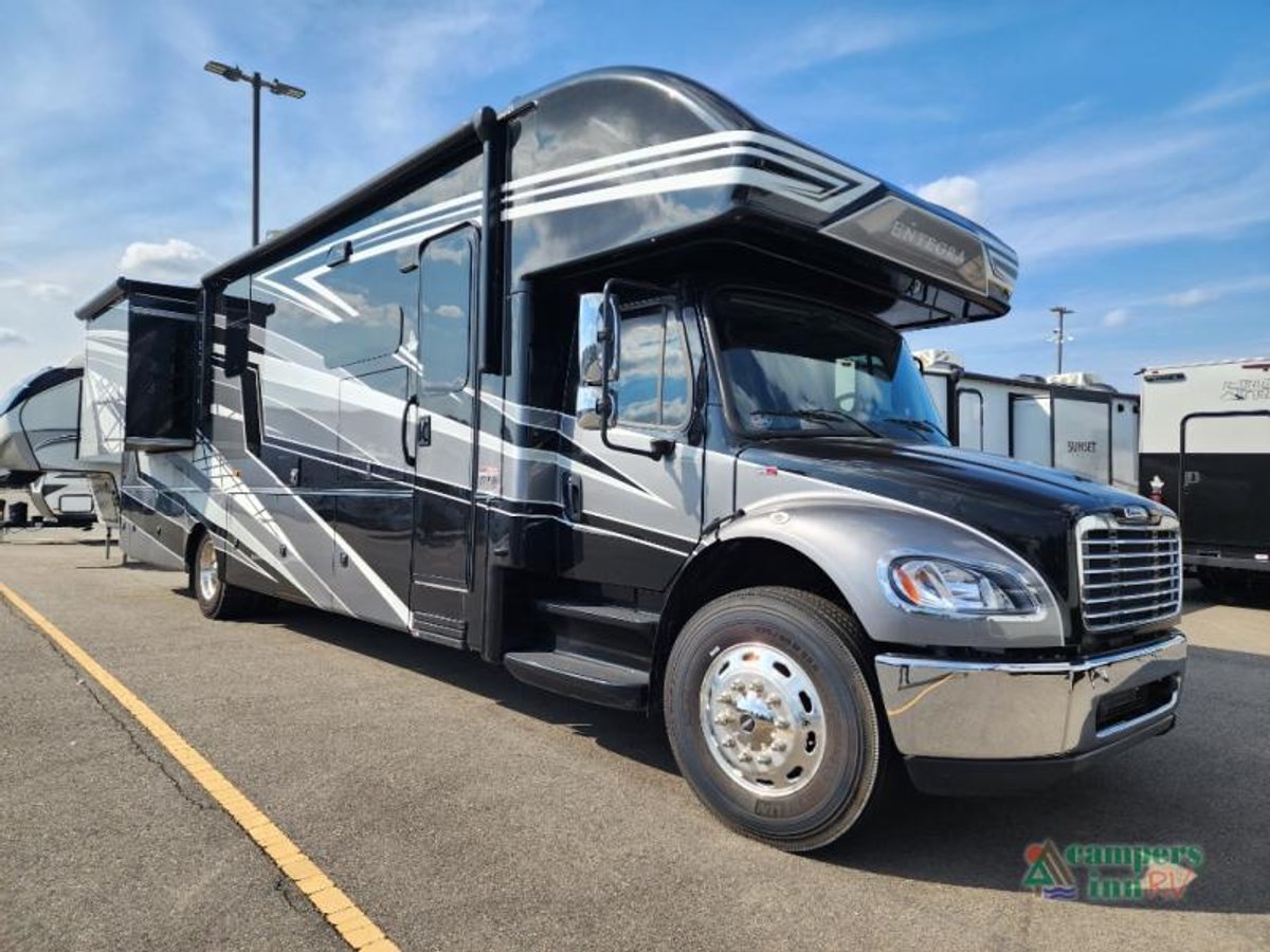 2022 Entegra Coach Accolade