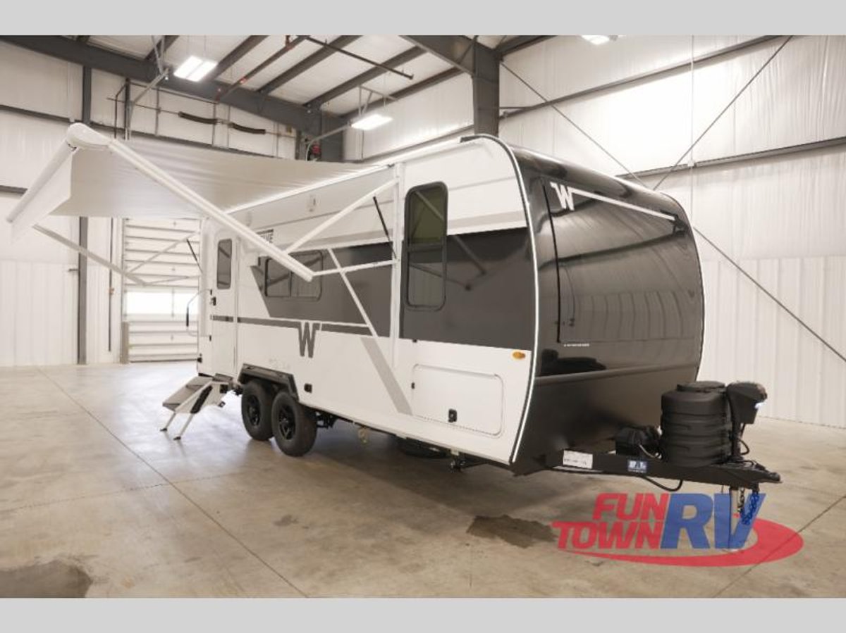 2026 Winnebago Thrive