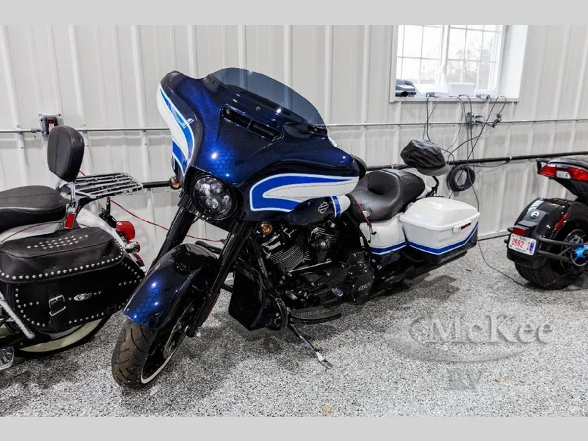 2021 Harley-Davidson Street Glide