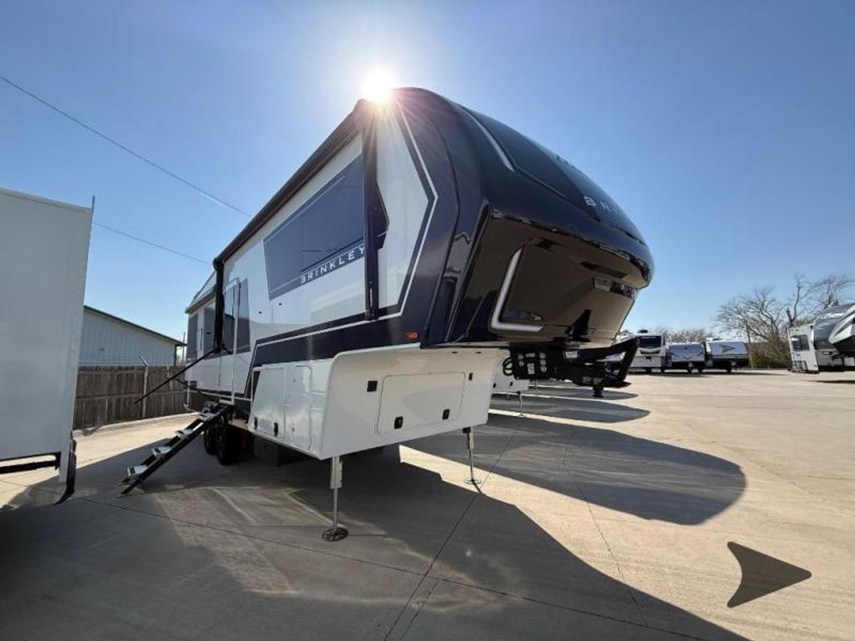 2026 Brinkley Model Z