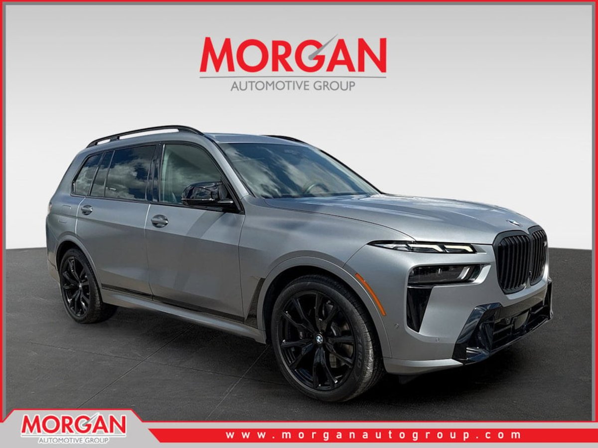 2023 BMW X7