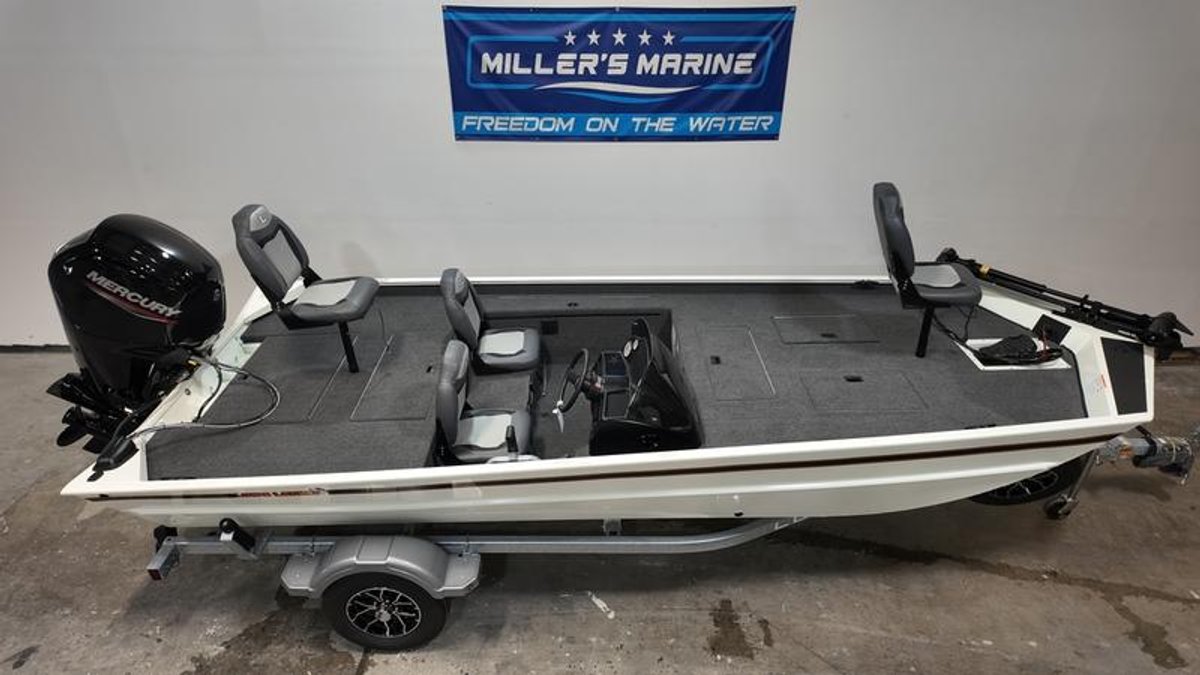 2024 Lowe Boats Legacy