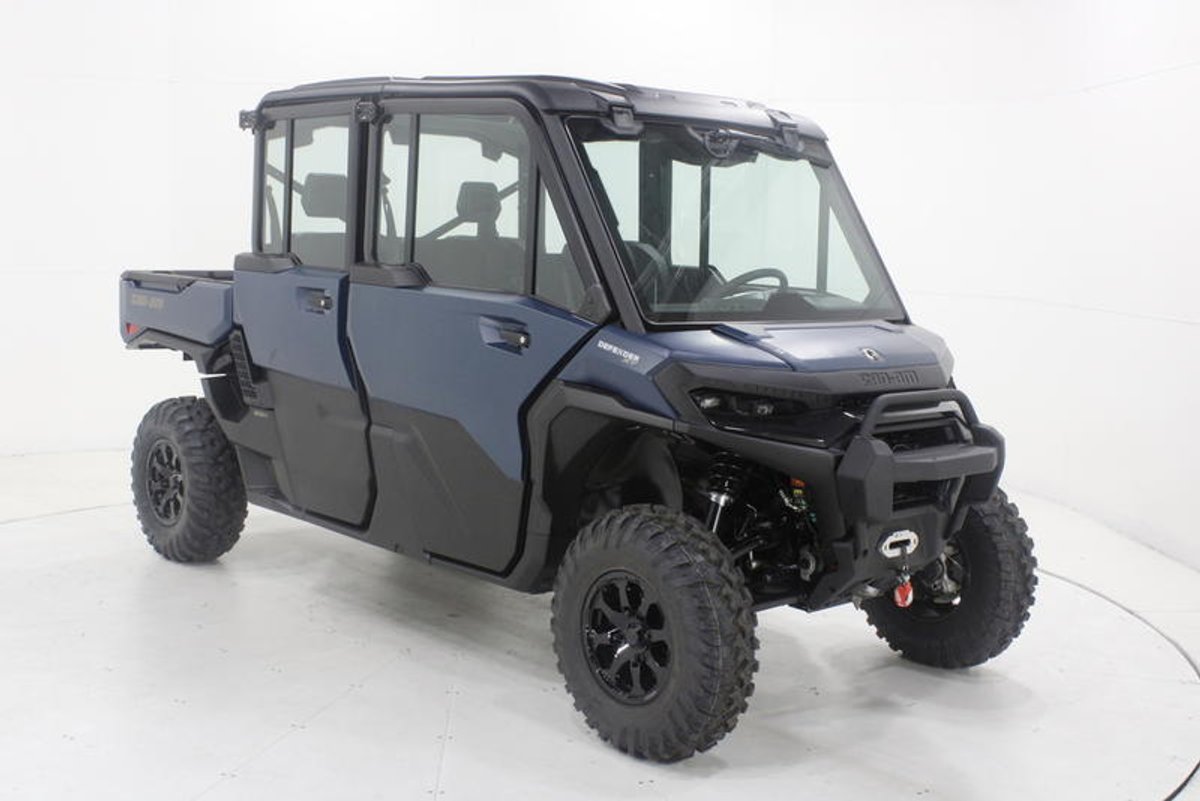 2026 Can-Am Defender MAX XT CAB HD11 With 10.25 in.display