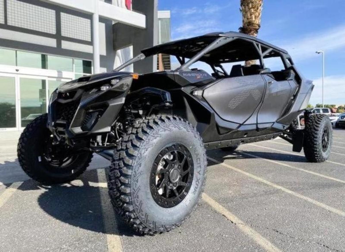 2026 Can-Am Maverick R Max X RS