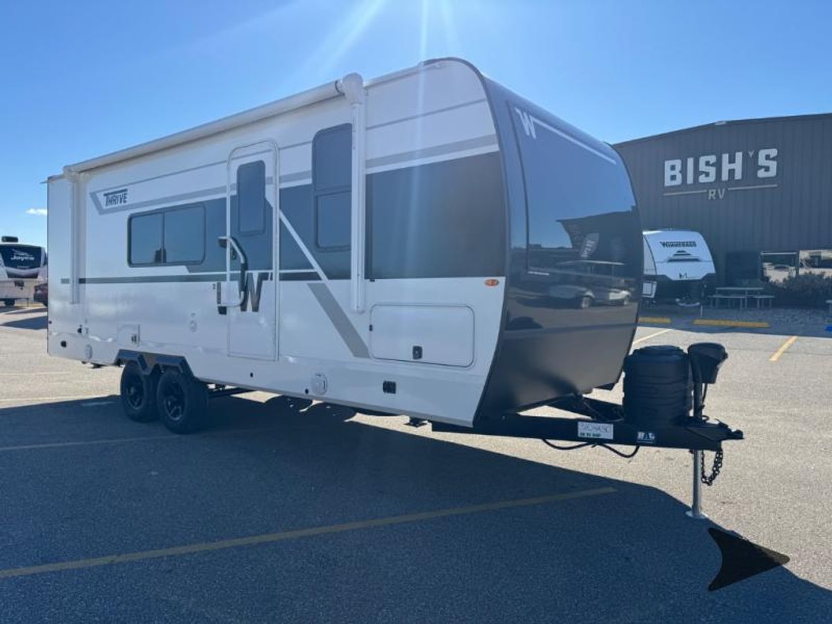 2026 Winnebago Thrive
