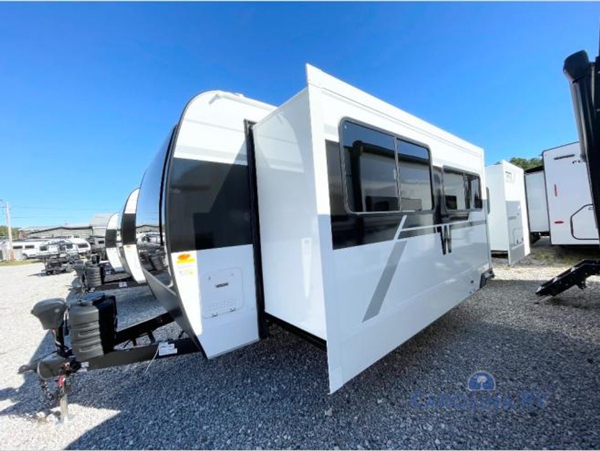 2026 Winnebago Thrive