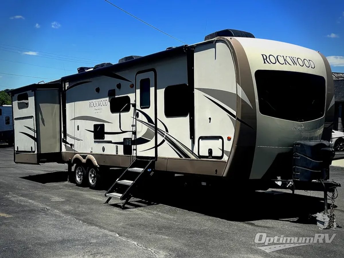 2018 Forest River Rockwood Signature Ultra Lite