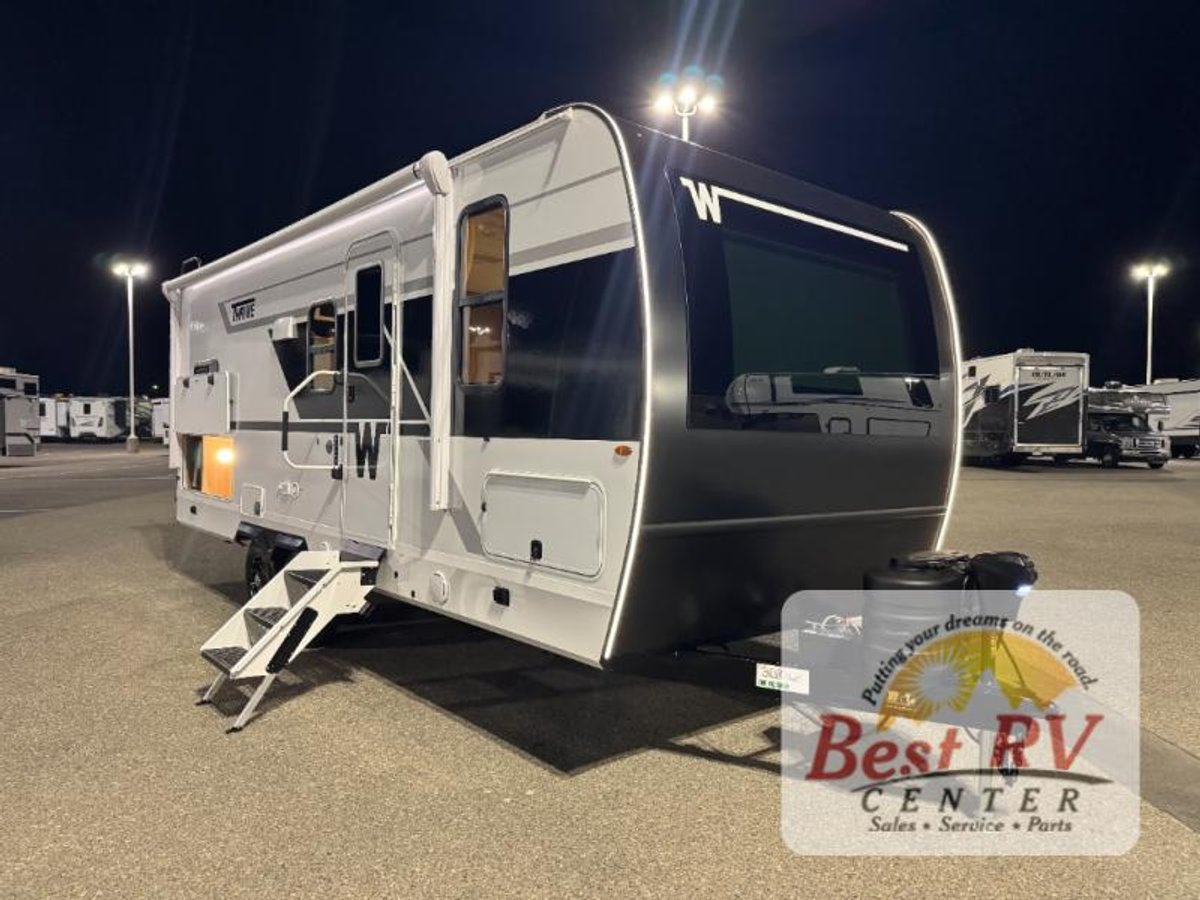 2026 Winnebago Thrive